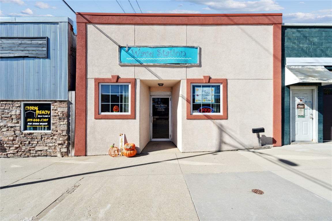 Retail Space in Prime Location